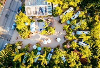 Caravan Outpost allows 18 year olds to book a room