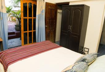 Casa do S  ndalo Boutique Guest House allows 18 year olds to book a room