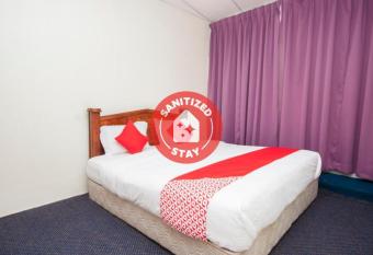 Jerteh Hotel allows 18 year olds to book a room