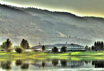 South Thompson Inn & Conference Centre has Balcony rooms