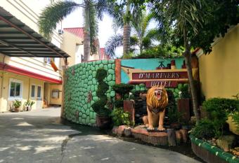 D Mariners Inn Hotel has Balcony rooms