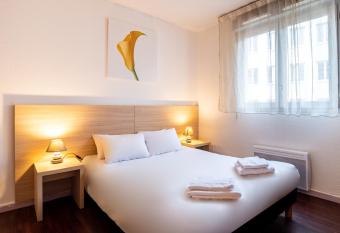 Residhotel St Etienne Centre allows 18 year olds to book a room