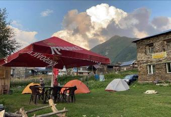 Chvibiani Guesthouse & Bar has Balcony rooms