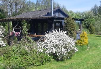 Saulepa Cottage has Balcony rooms