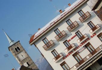 Albergo Sud America has Balcony rooms