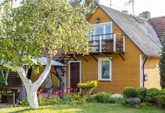 Kop   32   ventoji has Balcony rooms