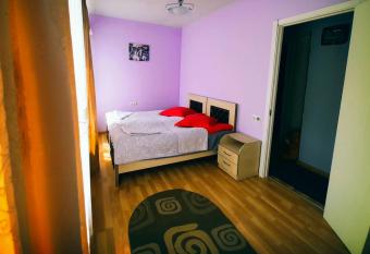 Guesthouse of Irina allows 18 year olds to book a room