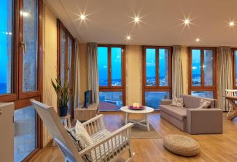 Astraia Residence allows 18 year olds to book a room