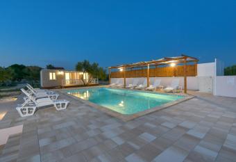 Bungalov Medanic - Private Pool has Balcony rooms