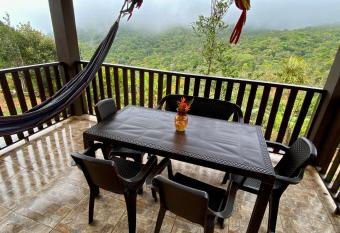 Hacienda Mi Monta  ita allows 18 year olds to book a room