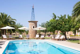 Agroturismo Es Quatre Cantons has Balcony rooms