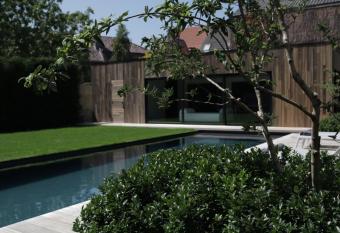 B&B For 2-Wellness For 2 allows 18 year olds to book a room