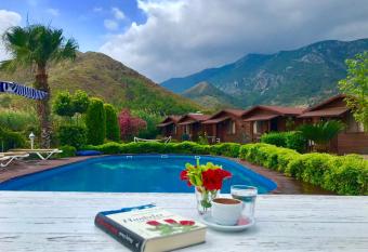 Ada Adrasan Hotel has Balcony rooms