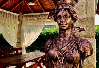 Caryatis Ntoridis Studios & Apartments in Afitos has Balcony rooms