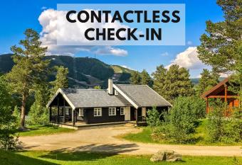 Geilolia Hyttetun has Balcony rooms