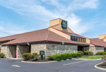 Quality Inn Columbus-East has Smoking rooms