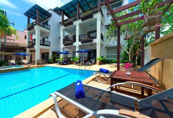 Krabi Apartment-SHA Extra Plus has Balcony rooms