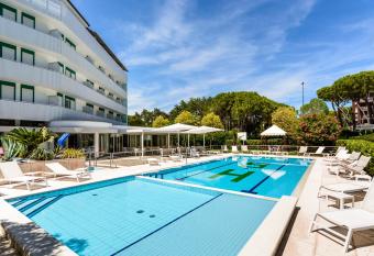 Hotel Smeraldo has Balcony rooms