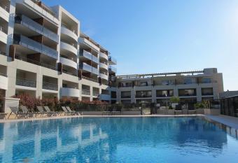 Nemea Appart Hotel Le Lido Cagnes sur Mer allows 18 year olds to book a room