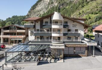 Genusshotel Alpenblick has Balcony rooms