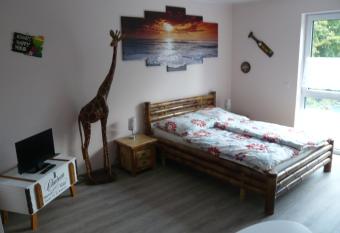 Buntevillamuenster allows 18 year olds to book a room