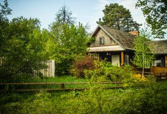 Grenlanda has Balcony rooms