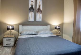 Varka Apartment has Balcony rooms