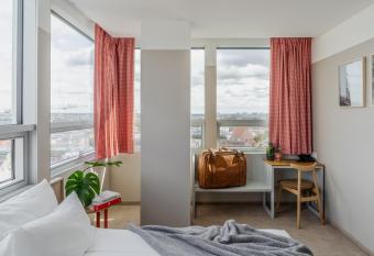 Hotel Altus Pozna   Old Town allows 18 year olds to book a room