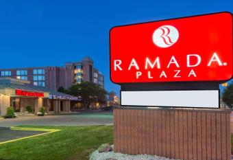 Ramada Plaza by Wyndham Niagara Falls allows 18 year olds to book a room