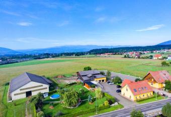 Hochfellner has Balcony rooms