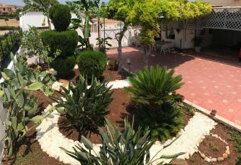 Casa Vacanze Robinson has Balcony rooms