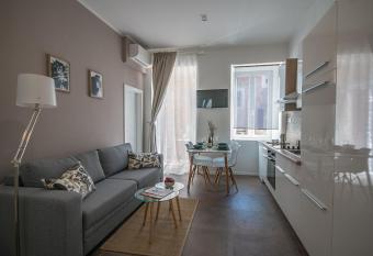 Apartments Bella Fiume has Balcony rooms