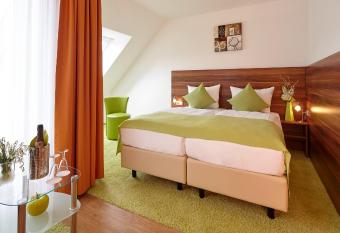 ante porta DAS STADTHOTEL has Balcony rooms