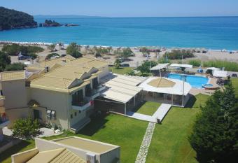 Coralli Hotel has Balcony rooms