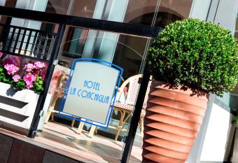 Hotel La Conchiglia has Balcony rooms