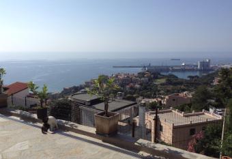 Camera Asia allows 18 year olds to book a room