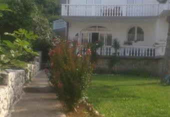 Apartman Put has Balcony rooms