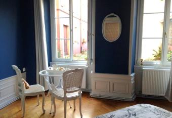 B&B La Cl   d Alsace has Balcony rooms