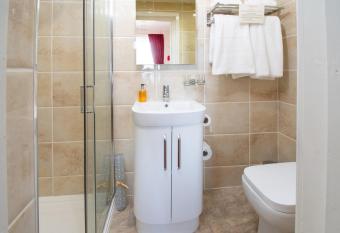 The Kendrick Exclusively for adults allows 18 year olds to book a room