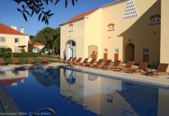 Quinta Do Scoto allows 18 year olds to book a room