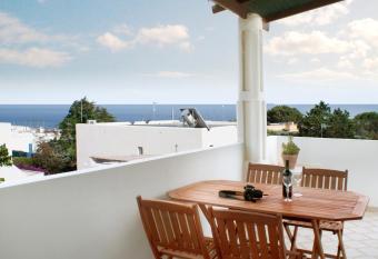 Fico d India has Smoking/Balcony rooms