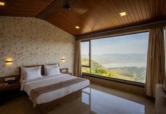 Miraya Hotel has Balcony rooms