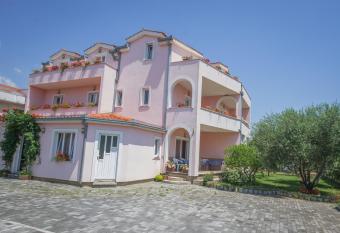 Bed and Breakfast Helena has Balcony rooms
