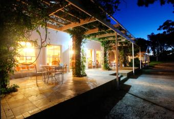 Zuurberg Mountain Village has Balcony rooms