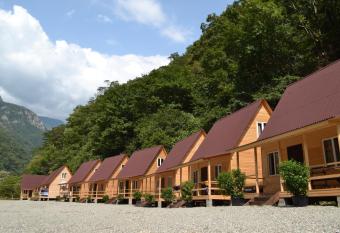 Holiday Park Zhoekvara has Balcony rooms