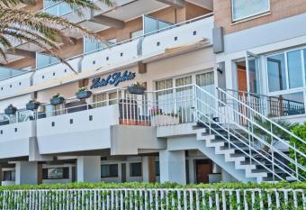 Hotel Sylvia has Balcony rooms