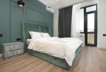 Stay Inn Apartments on Argishti 11 allows 18 year olds to book a room