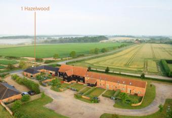 1 Hazelwood, Aldeburgh has Balcony rooms