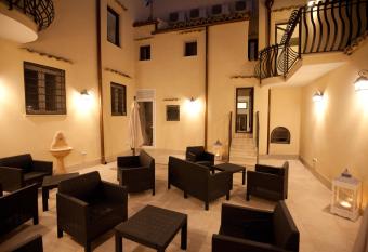 Italiana Resort Maniace has Balcony rooms