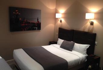 Hotel Cosy Monceau allows 18 year olds to book a room